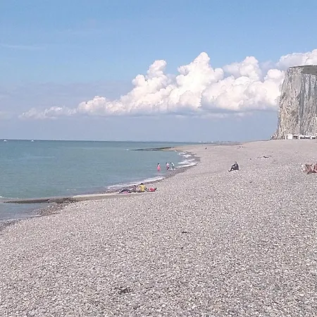 Tatil Evi Atypique Entre Baie-de-somme Et De Mers-les-bains